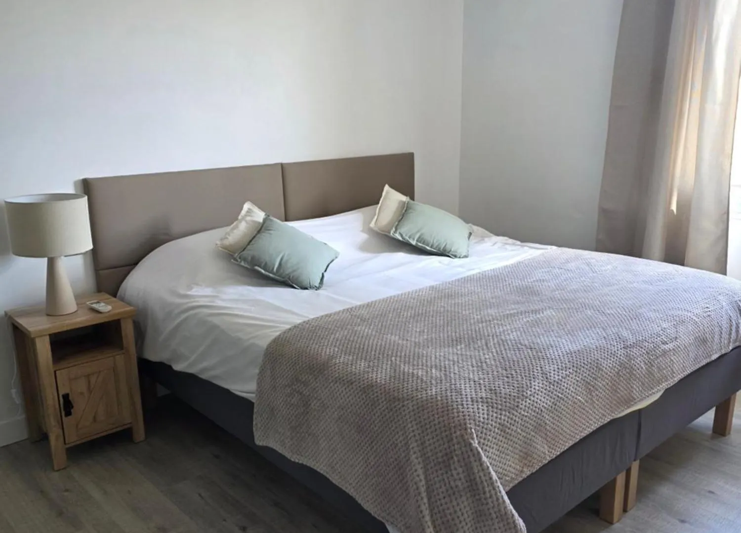 Villa Leonie Piscine Clim 5 Chambres 1 Dortoir 15 Personnes Avignon France