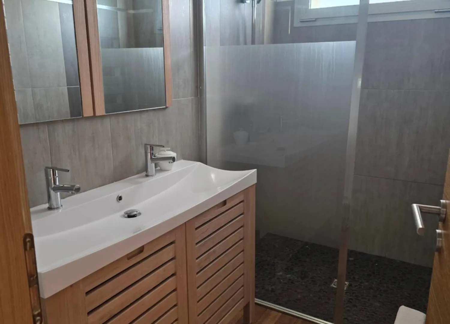 Villa Leonie Piscine Clim 5 Chambres 1 Dortoir 15 Personnes Avignon 0*,  France